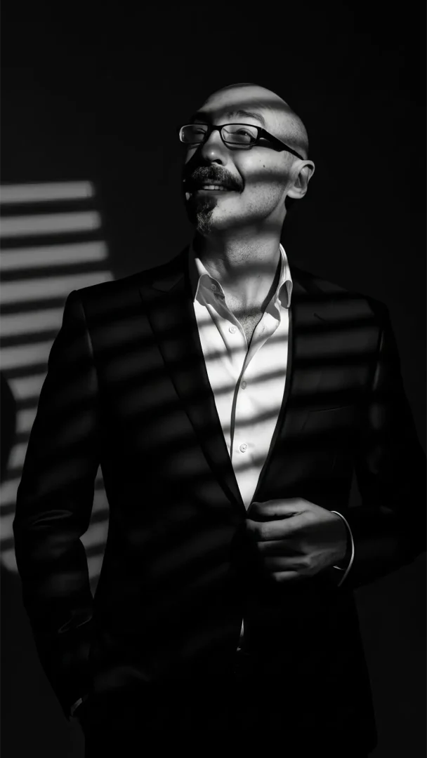 Valtasar-Blinds_BW